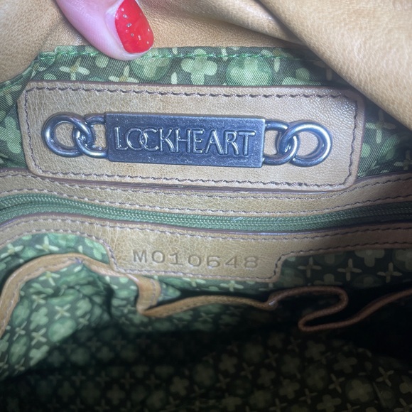 Lockheart Boho Tan Leather Button Bag - Picture 11 of 16